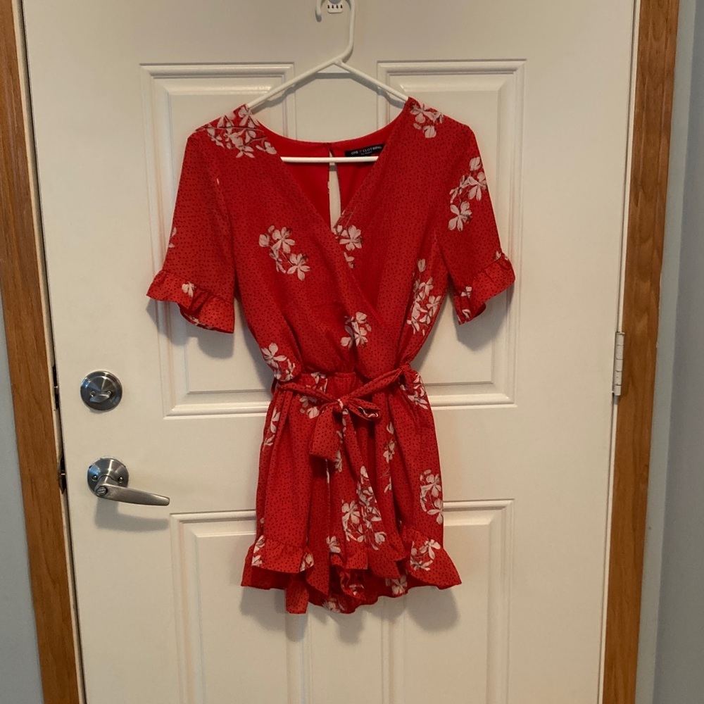 Red Floral Romper Women Size Small by One Clothing